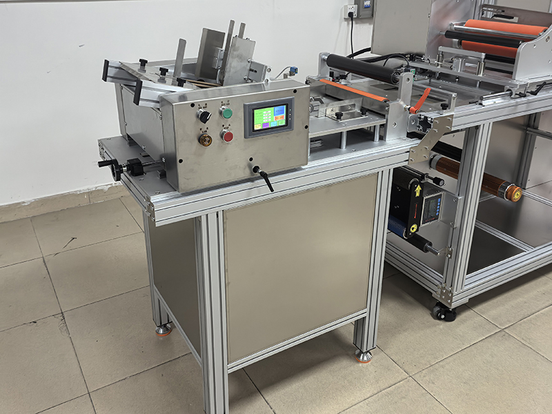 Labelled Function Machine Dual-Function Label Positioning Composite Machine